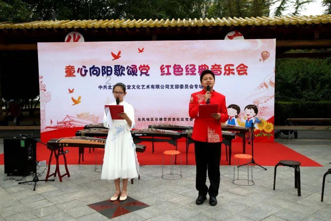 49岁中年男子面对年龄变化,与妻子共同勇敢面对困境